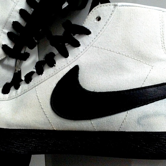 NIKE Blazer blk & wht raw canvas hi tops Mens 7 Narrow or Womens 8.5 - Picture 12 of 14